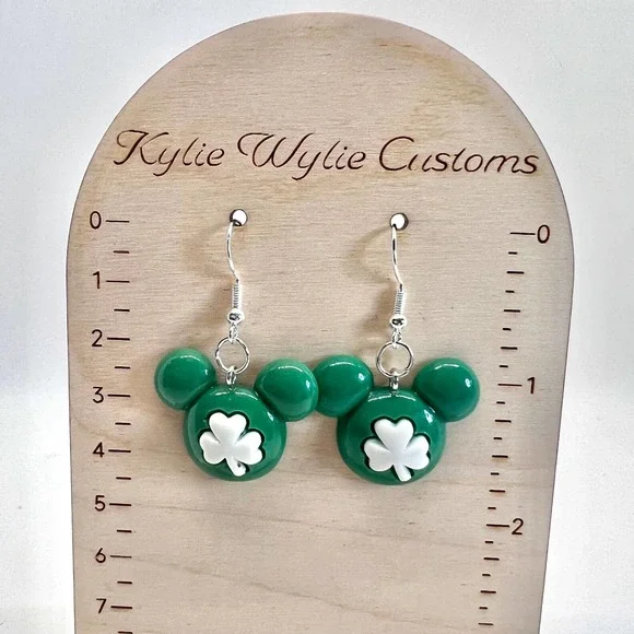 Mickey Clover Earrings - St Patricks Day Earrings- Irish Earrings - Mickey Mouse - Picture 8 of 10
